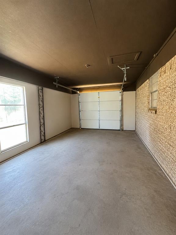 909 N Avenue K Property Photo 7