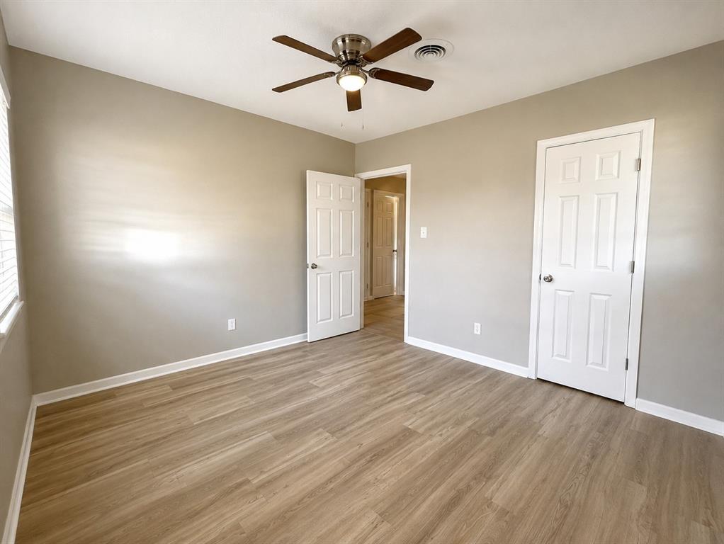909 N Avenue K Property Photo 13