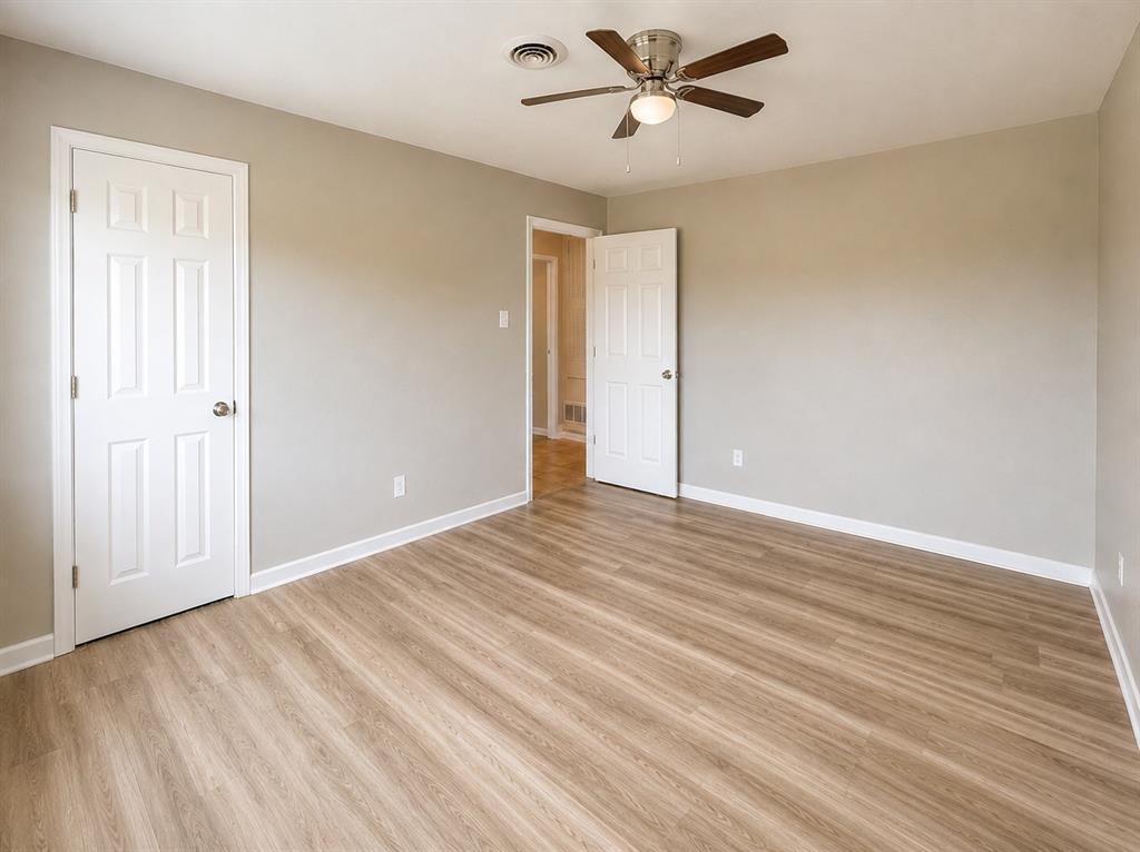 909 N Avenue K Property Photo 15