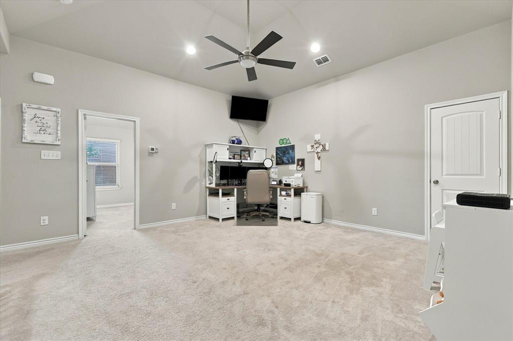 1001 Lake Cypress Lane Property Photo 21
