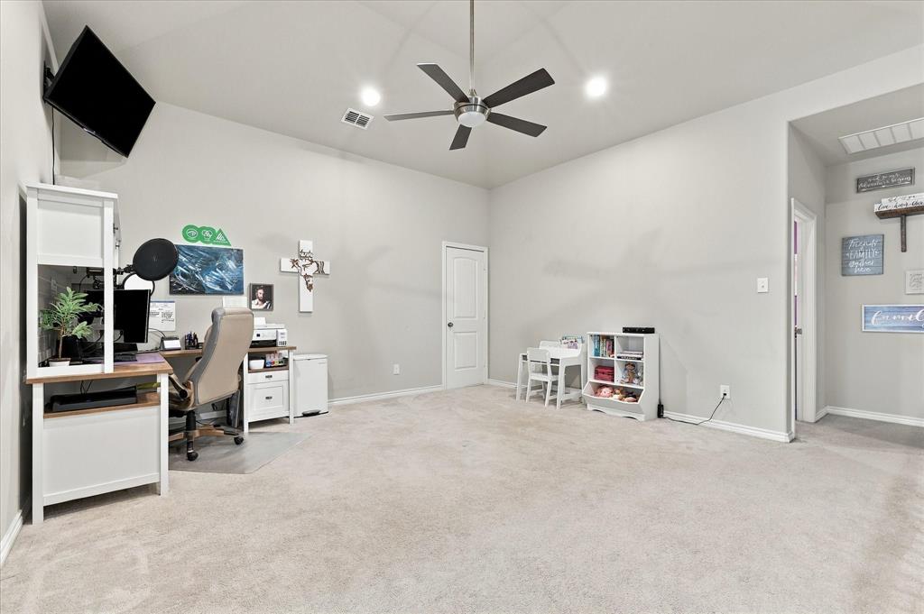 1001 Lake Cypress Lane Property Photo 22