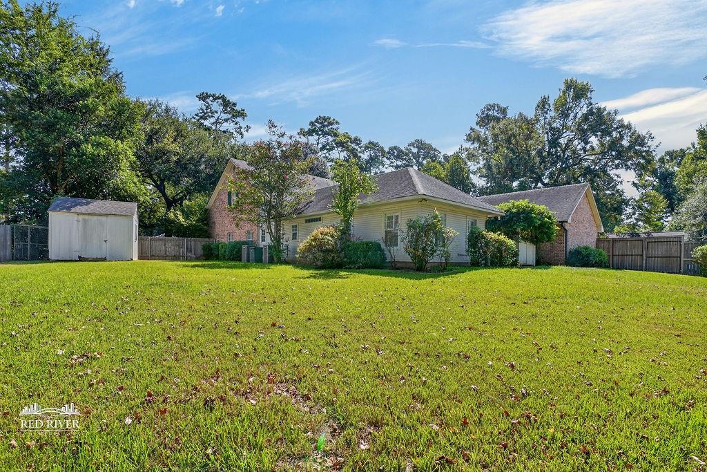 10130 Thornwood Drive Property Photo 25