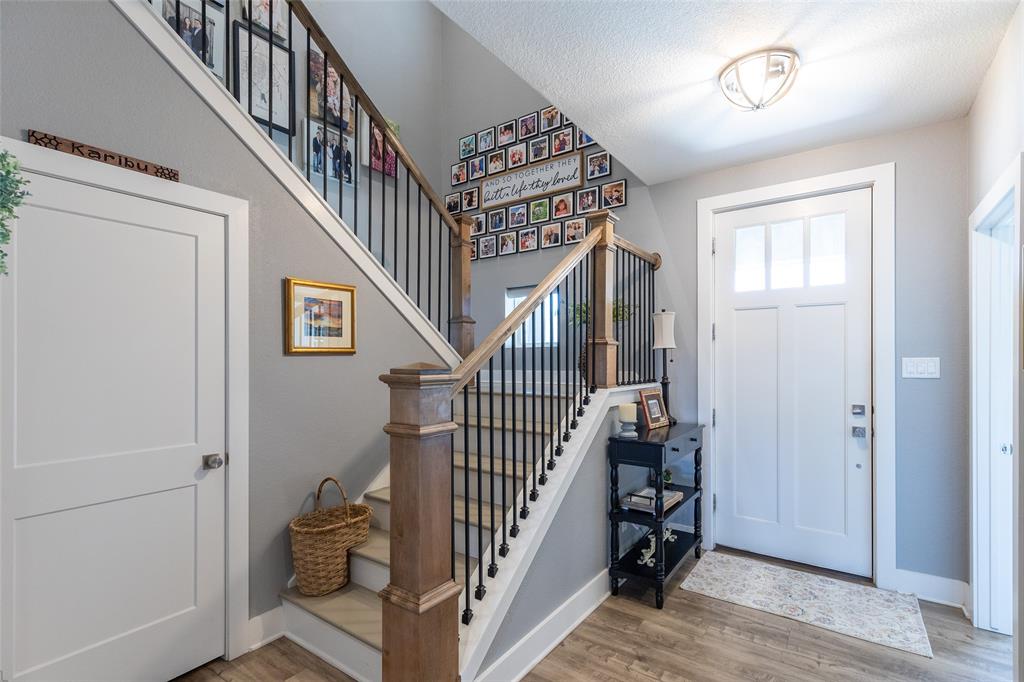 1749 Urban Avenue Property Photo 4