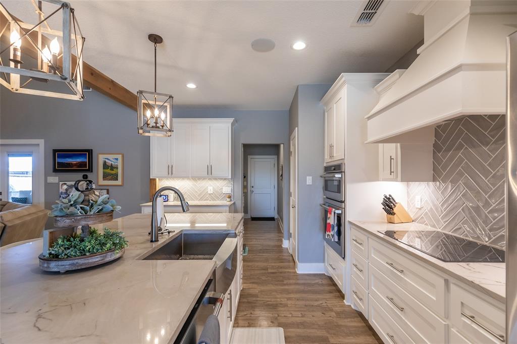 1749 Urban Avenue Property Photo 10