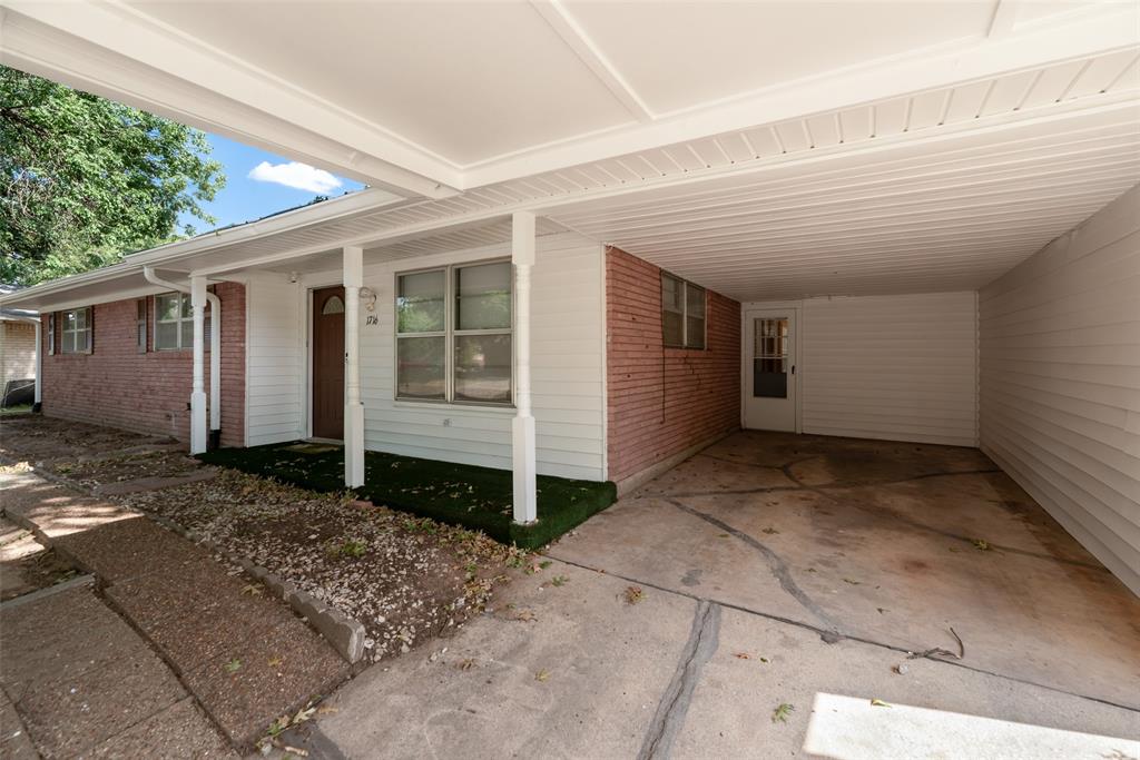 1716 Harris Street Property Photo 7