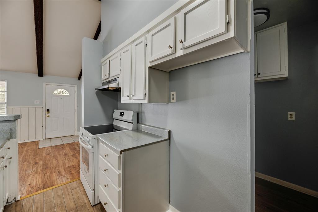 1716 Harris Street Property Photo 12