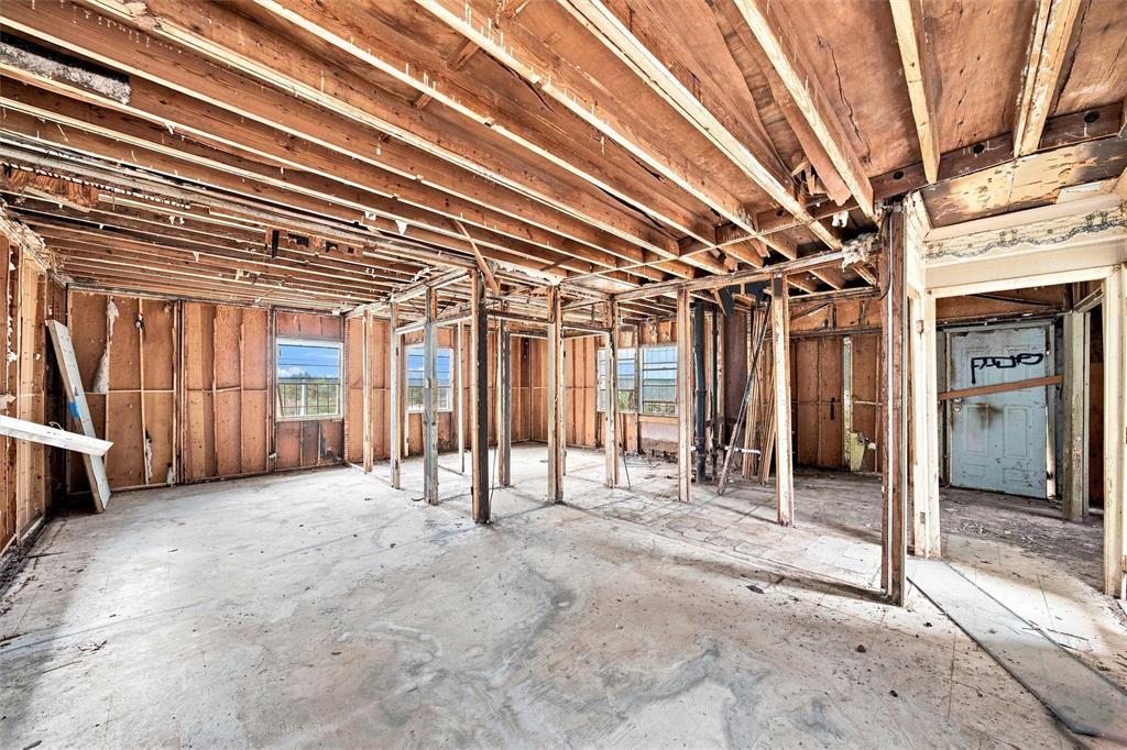 720 Dearborn Street Property Photo 4