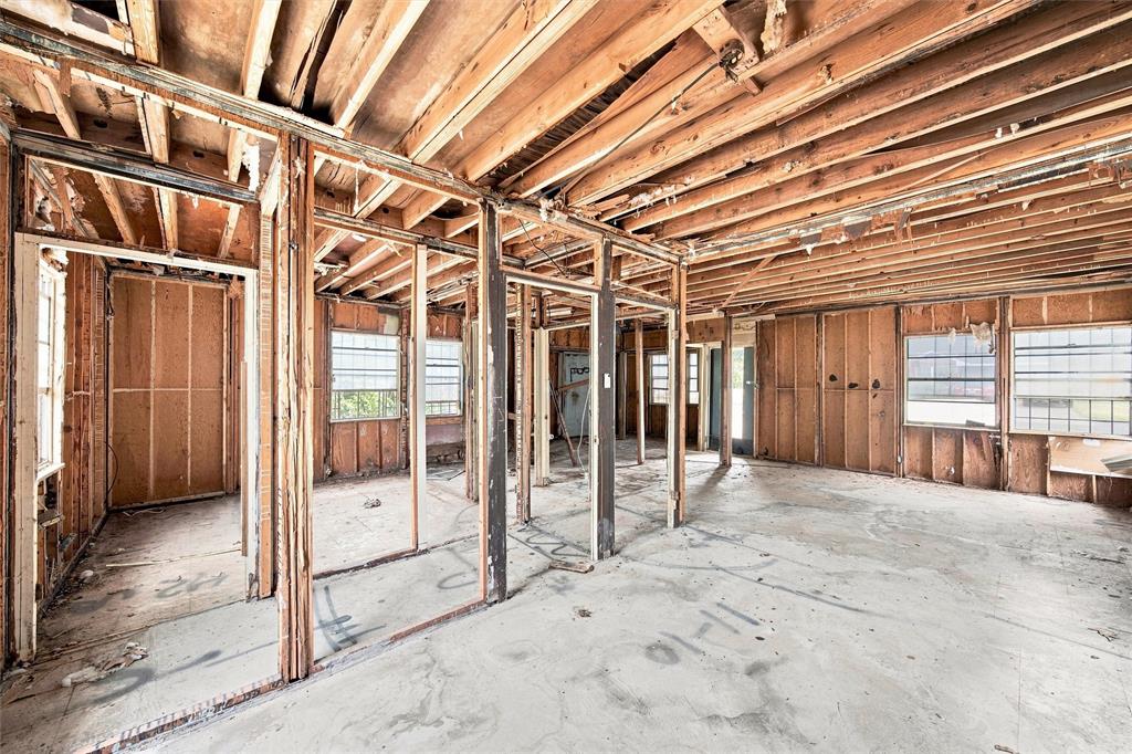 720 Dearborn Street Property Photo 5