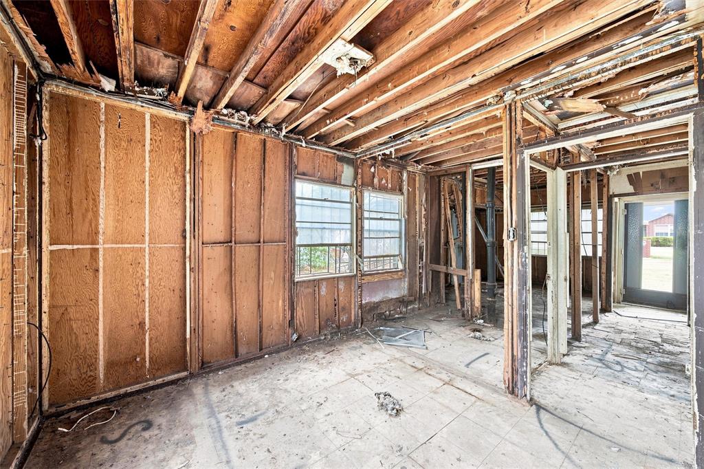 720 Dearborn Street Property Photo 6
