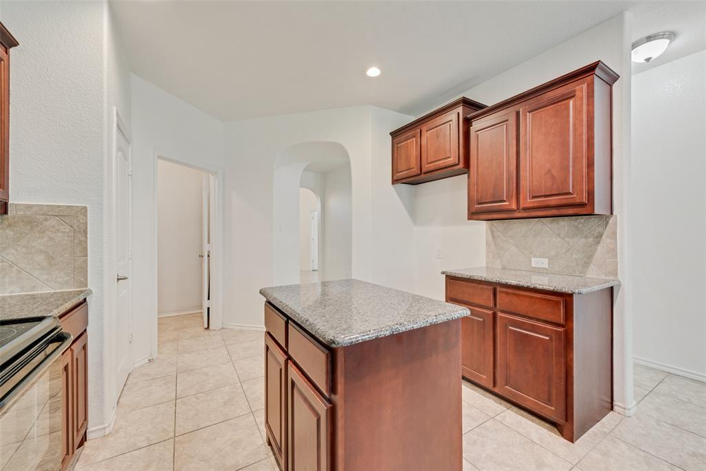 11321 Gold Canyon Drive Property Photo 6