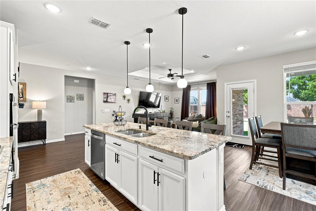 703 Liner Lane Property Photo 11