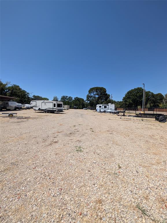 1204 Tool Drive Property Photo 8
