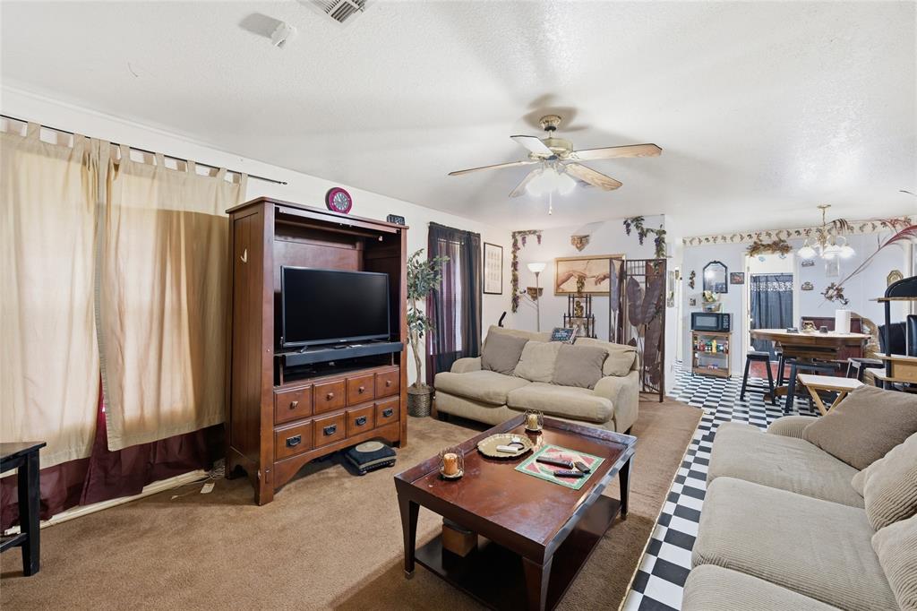 1300 Spring Street Property Photo 3