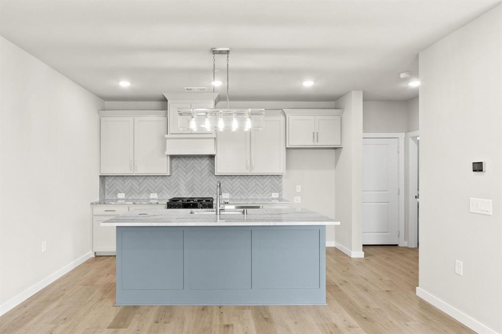 2888 Enfield Property Photo 10
