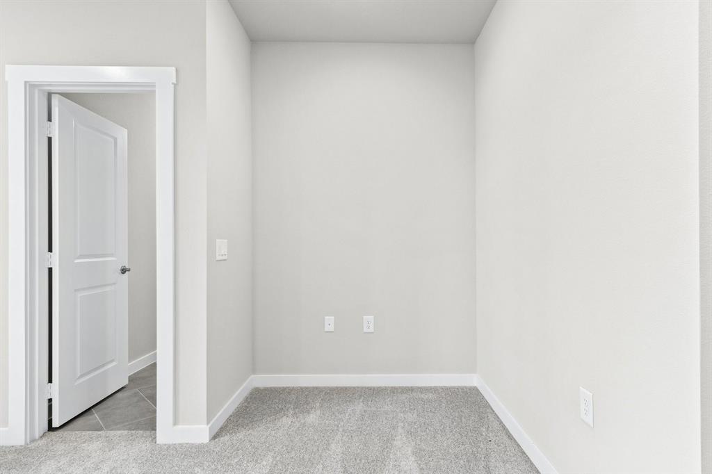 2888 Enfield Property Photo 20