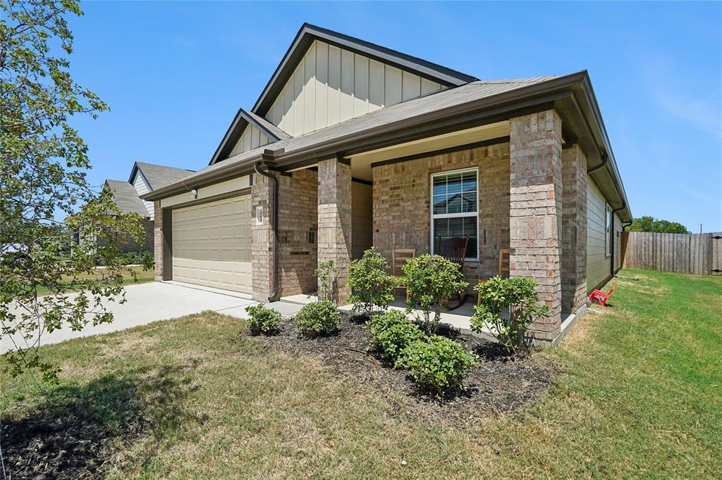 10617 Stag Lane Property Photo 1
