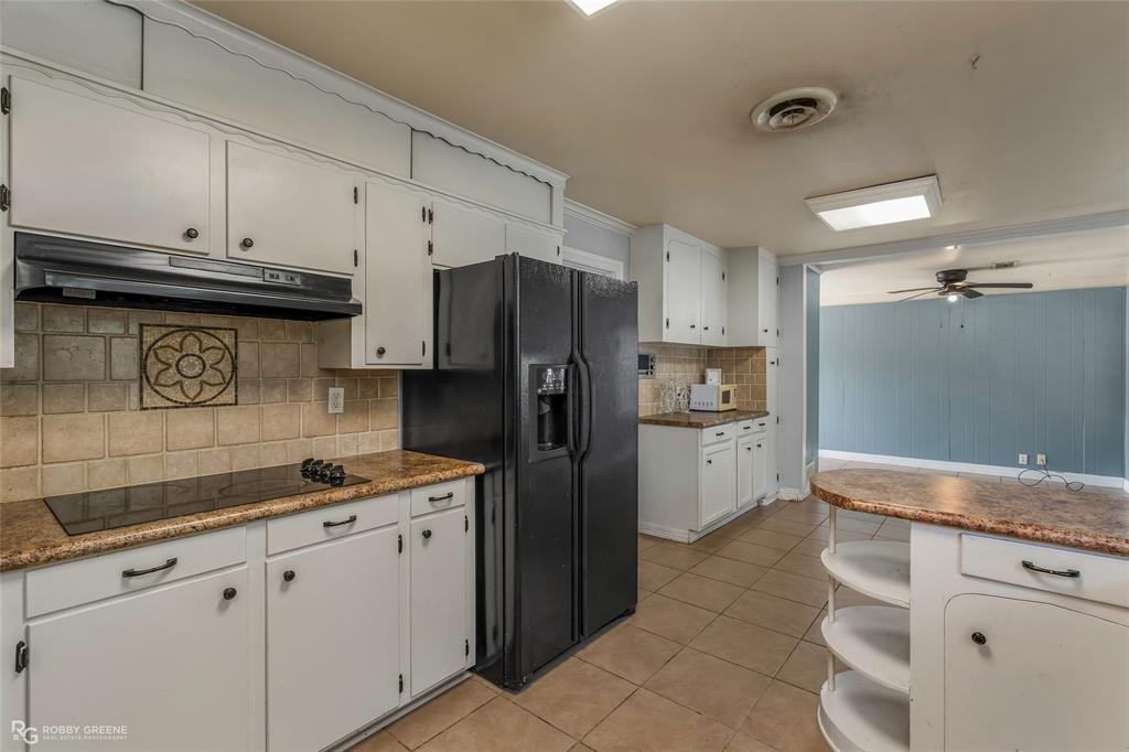 2704 E Cavett Drive Property Photo 34