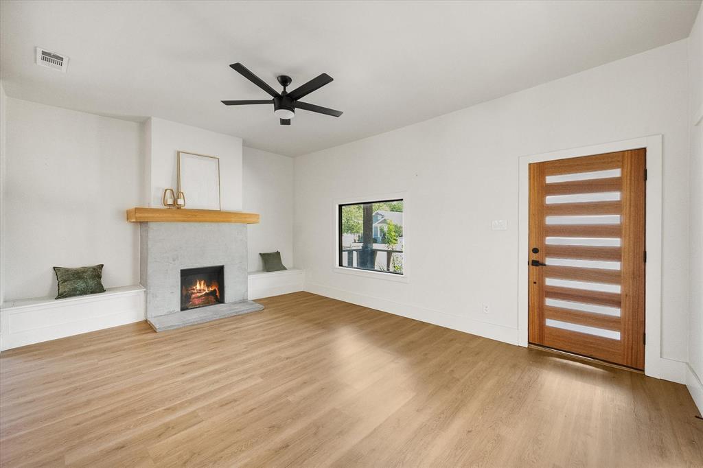 501 S Clinton Avenue Property Photo 3