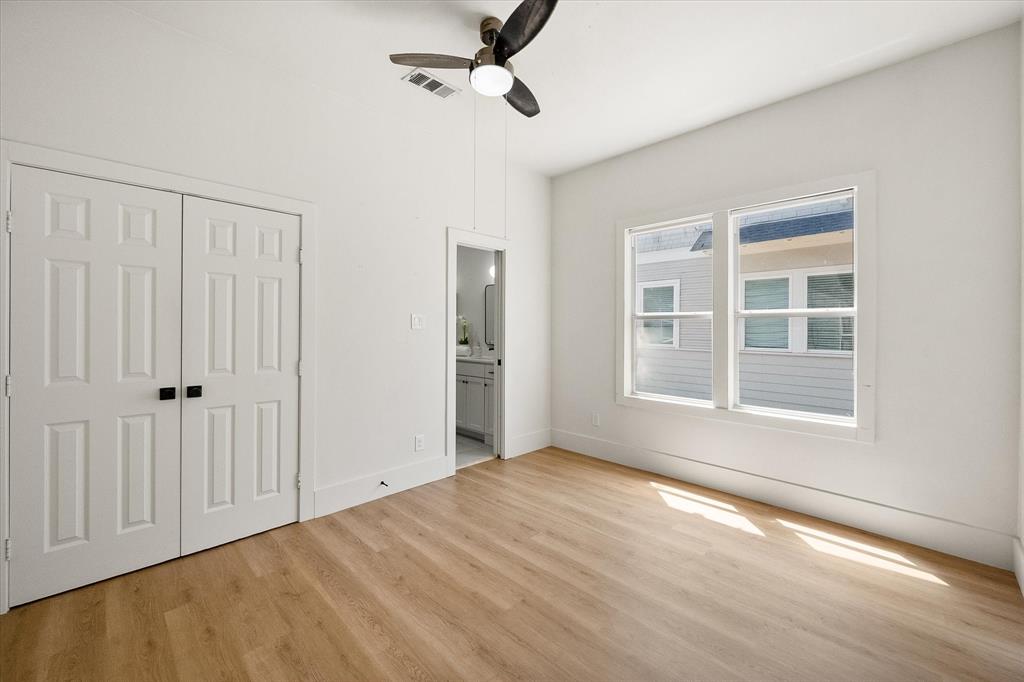 501 S Clinton Avenue Property Photo 20