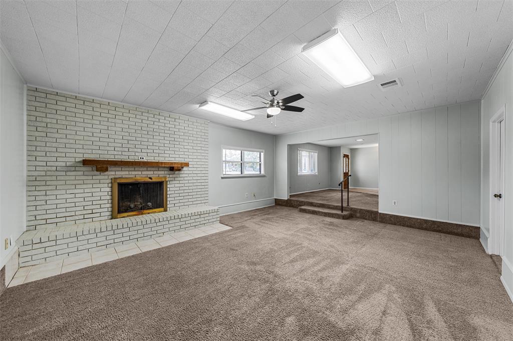 8817 Oakdale Drive Property Photo 10