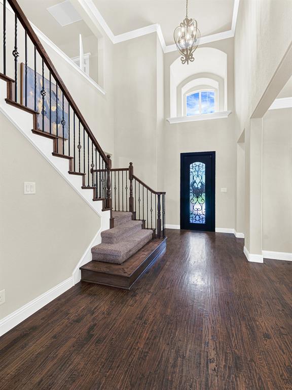 409 Daleport Drive Property Photo 2