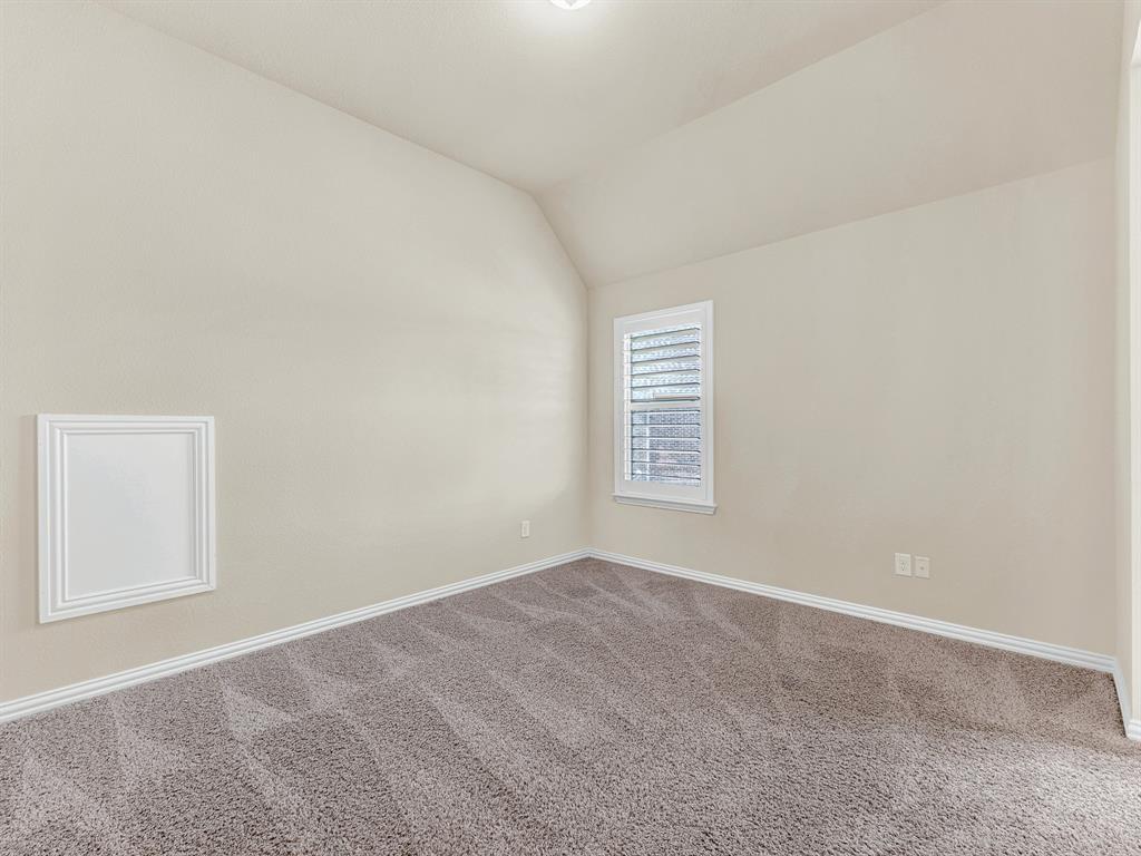 409 Daleport Drive Property Photo 22