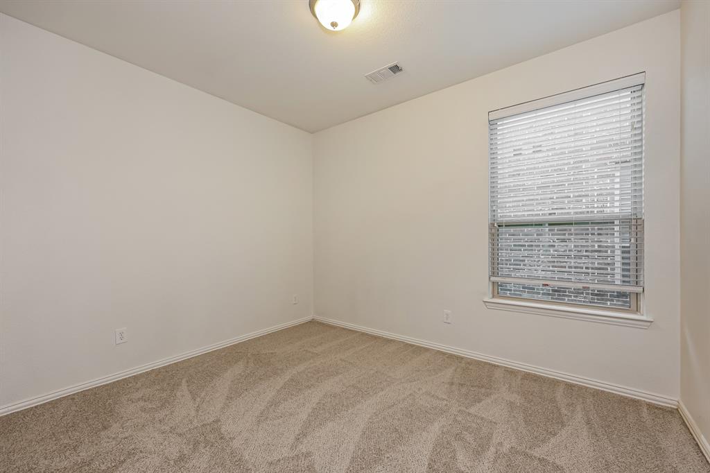 5305 Grove Cove Drive Property Photo 25