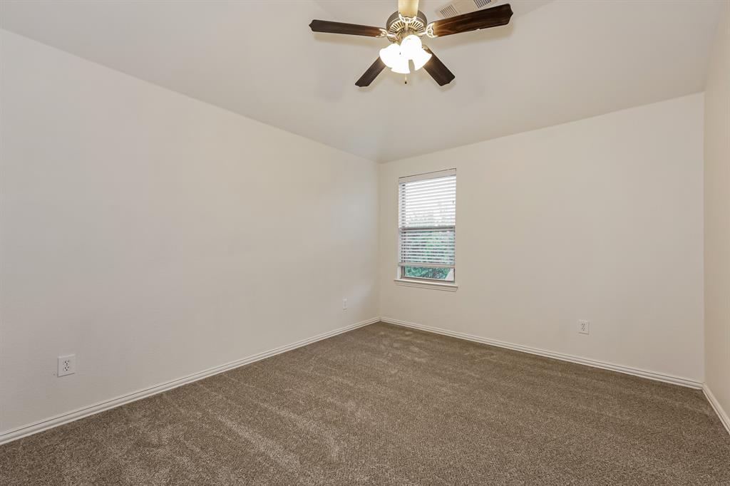 5305 Grove Cove Drive Property Photo 31