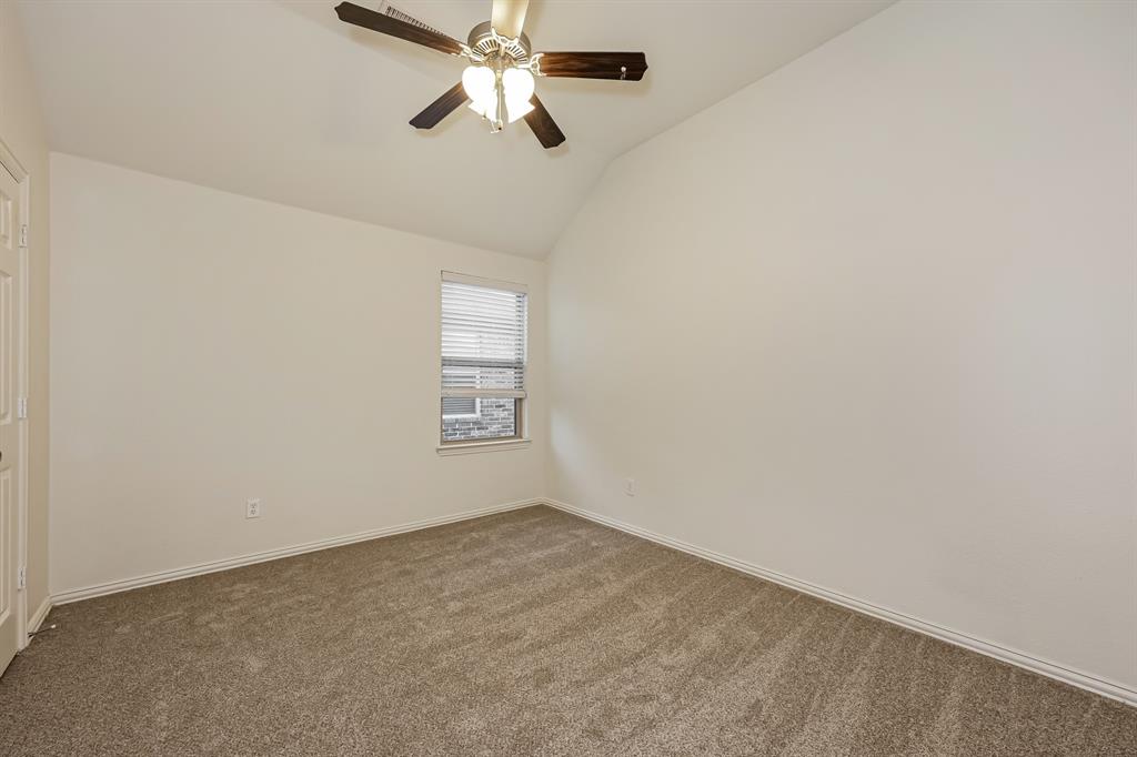 5305 Grove Cove Drive Property Photo 32
