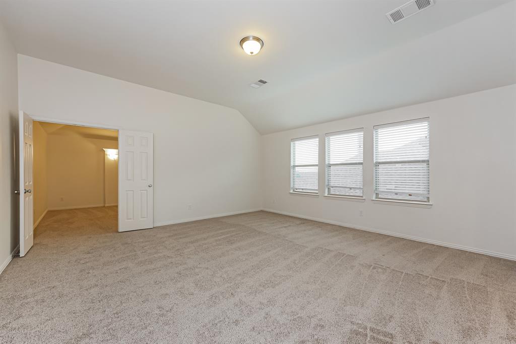 5305 Grove Cove Drive Property Photo 34