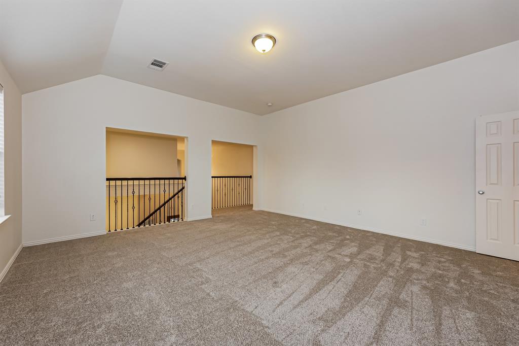 5305 Grove Cove Drive Property Photo 35