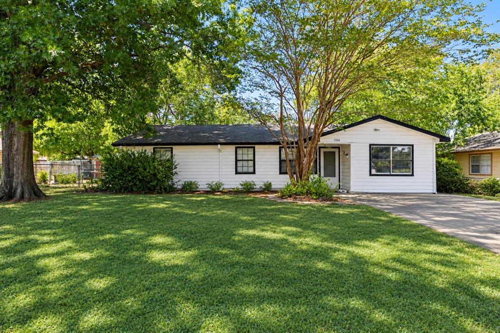 1704 S Clay Street Property Photo 1