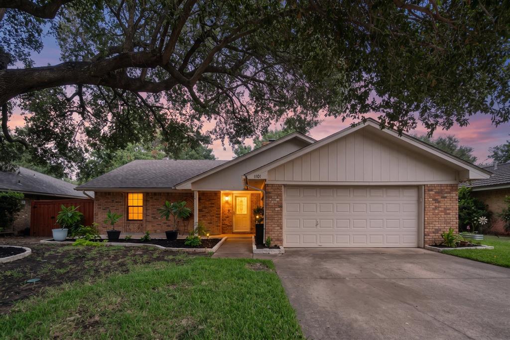 1101 De Pauw Drive Property Photo 1