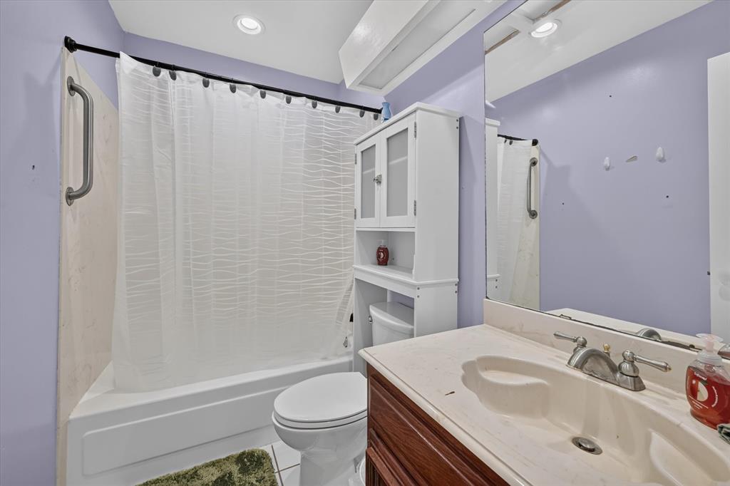 802 Green Brook Drive Property Photo 19