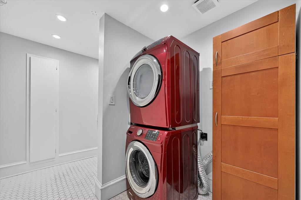 802 Haines Avenue Property Photo 22