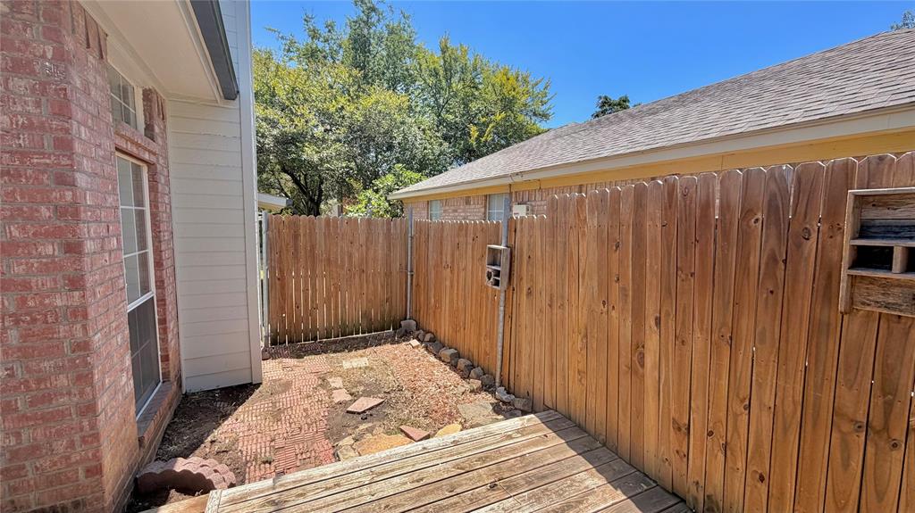 405 Odell Street Property Photo 4