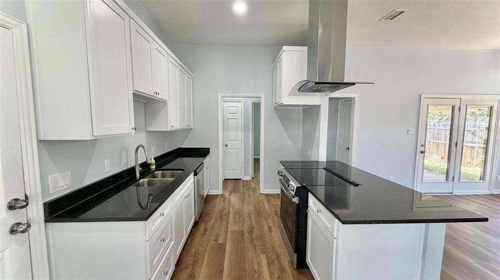 405 Odell Street Property Photo 12