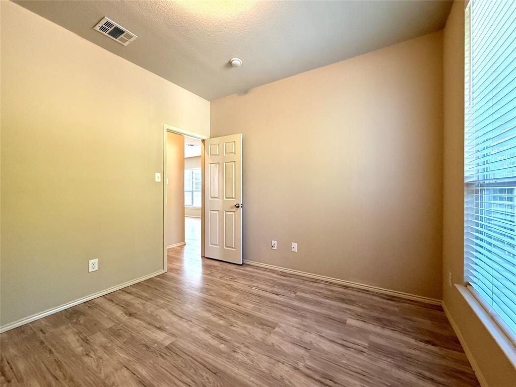 1645 Cambridge Drive Property Photo 13