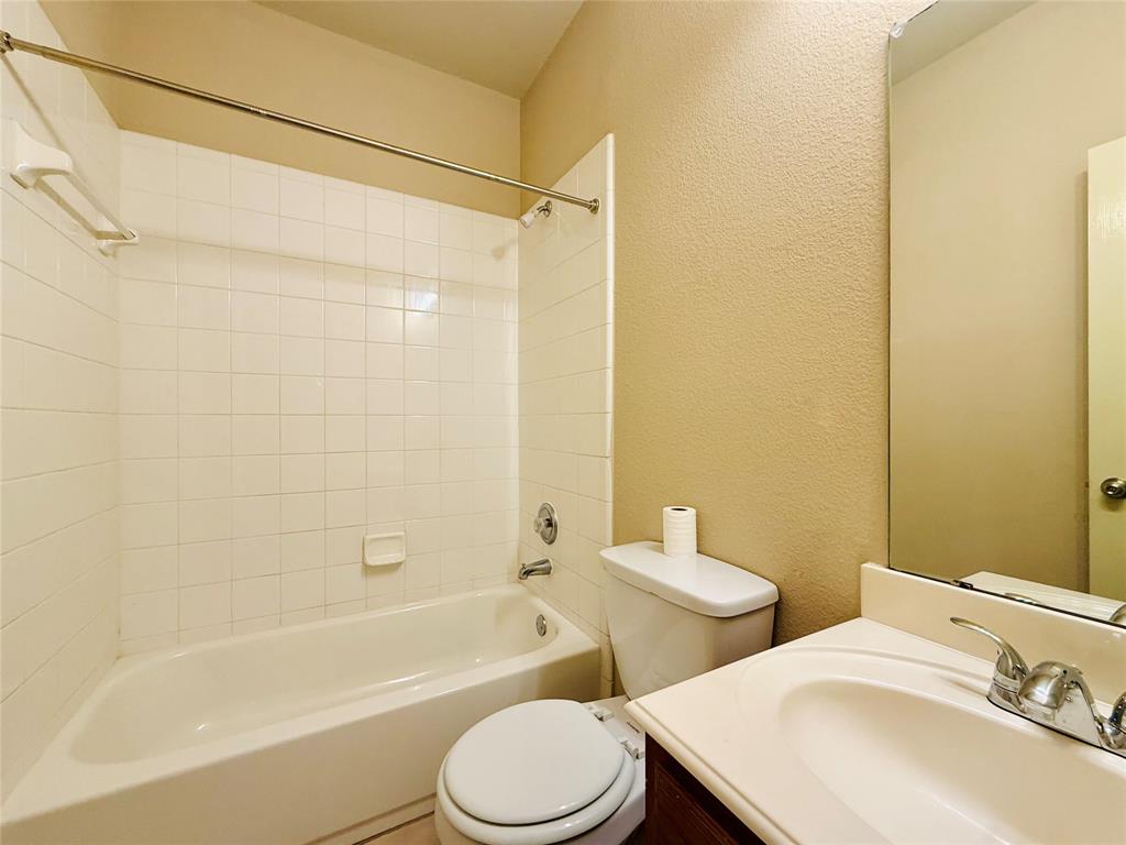 1645 Cambridge Drive Property Photo 17