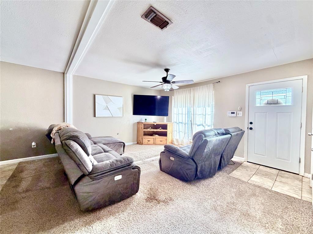 3742 Trinity Lane Property Photo 10