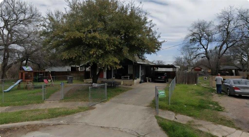 3942 Maybeth Street Property Photo 2