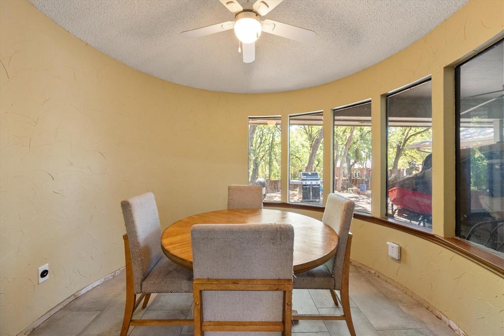 6110 Amicable Drive Property Photo 12
