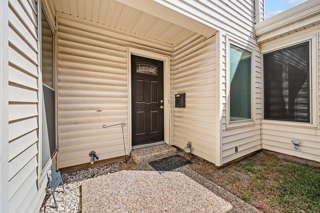 16408 Lauder Lane Property Photo 2