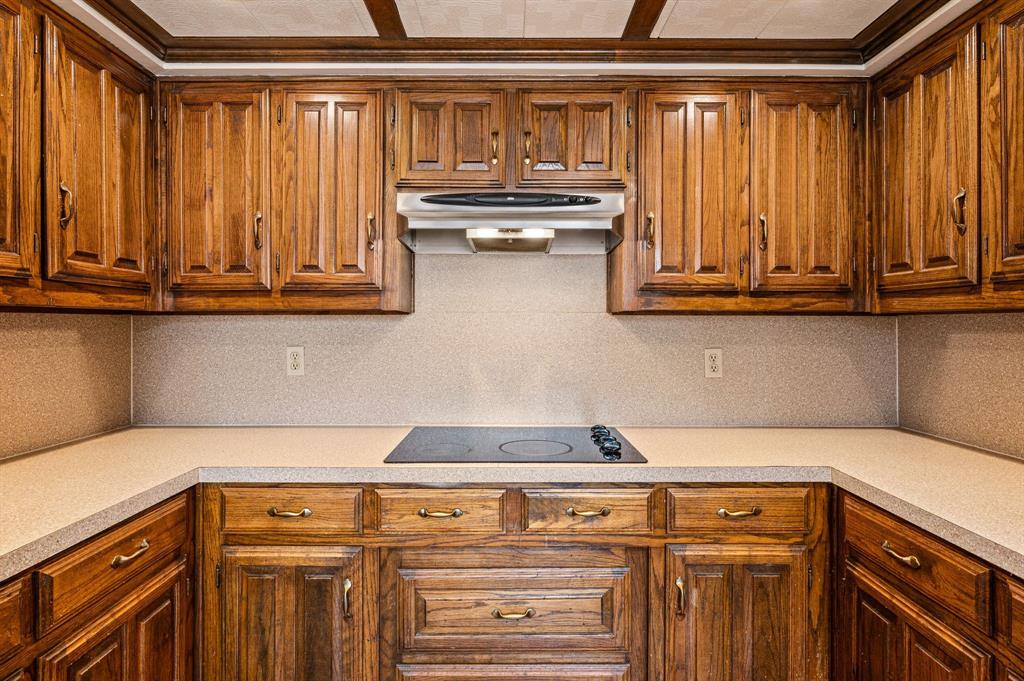 16408 Lauder Lane Property Photo 9