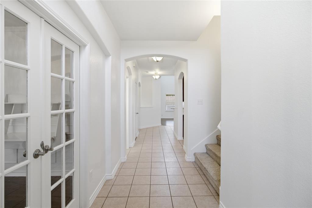 2030 Diamondback Property Photo 3