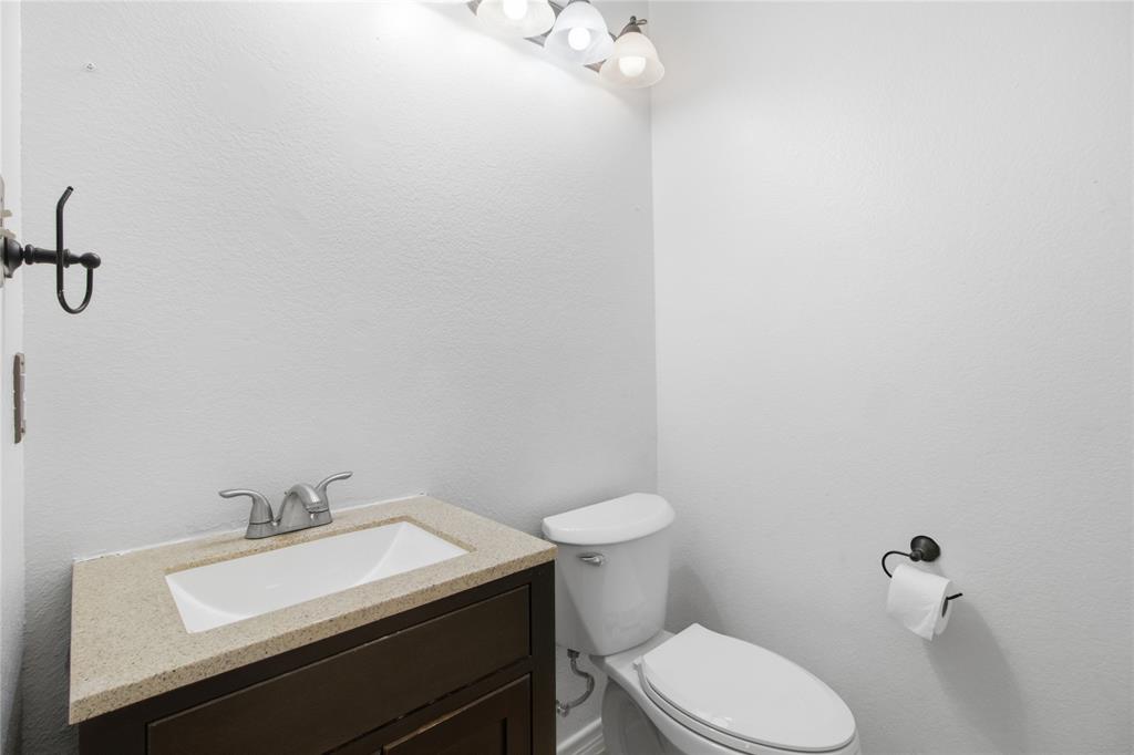 2030 Diamondback Property Photo 7