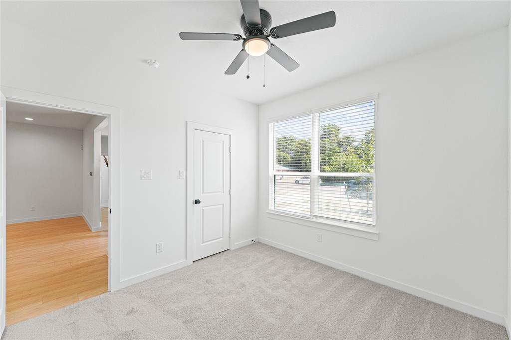 2723 Lagow Street Property Photo 26