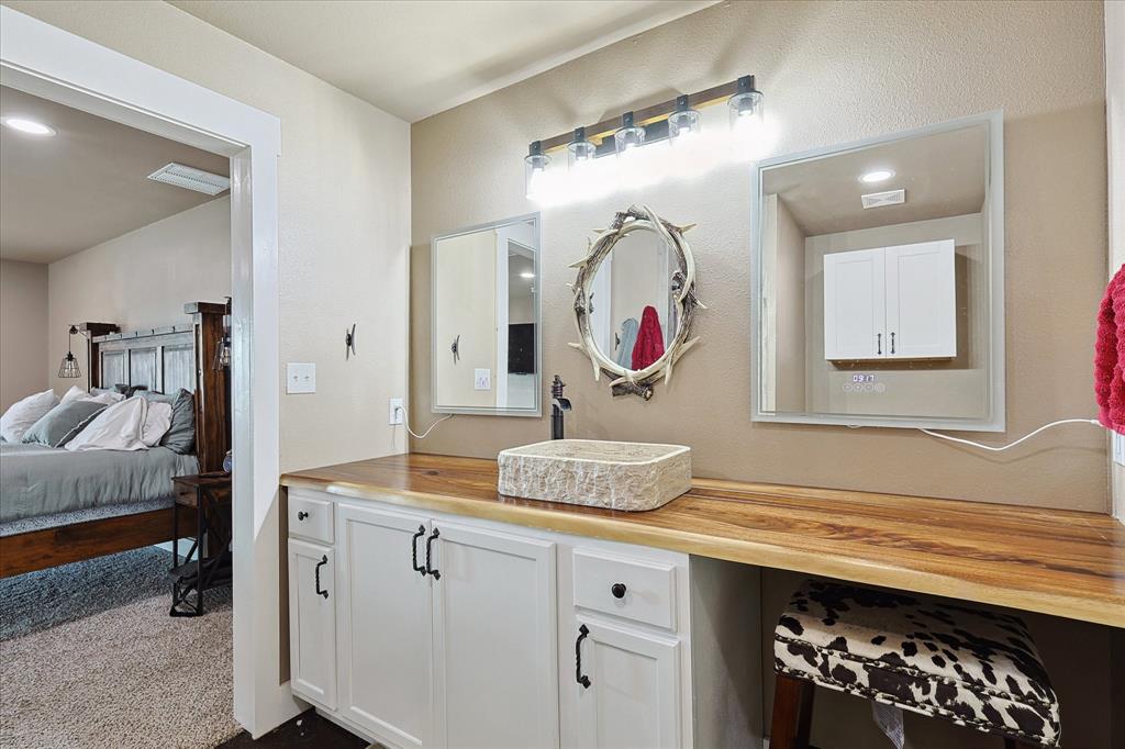 4540 Fm 2450 Property Photo 10