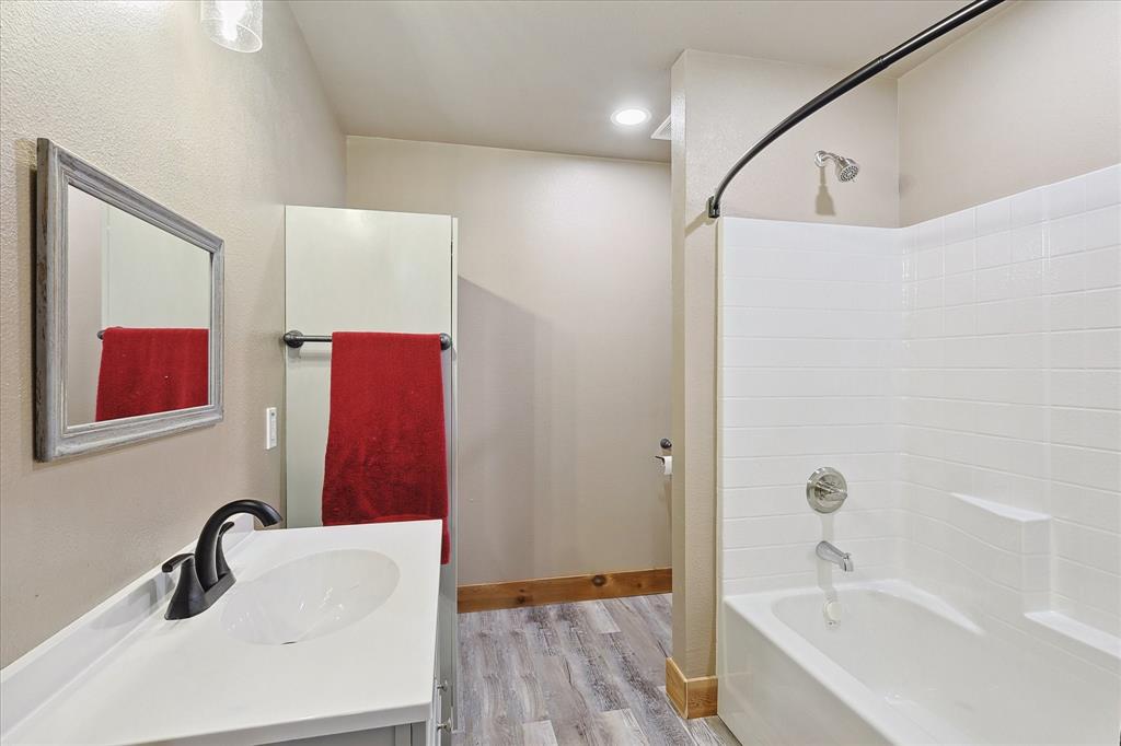 4540 Fm 2450 Property Photo 17