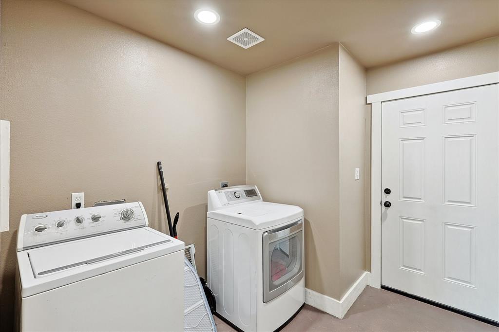 4540 Fm 2450 Property Photo 18